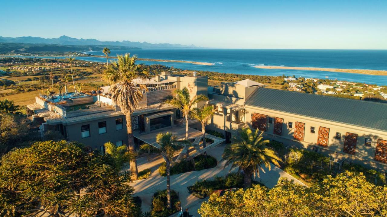 Sky Villa Boutique Hotel By Raw Africa Collection Plettenberg Bay Exteriér fotografie Aerial view of the campus