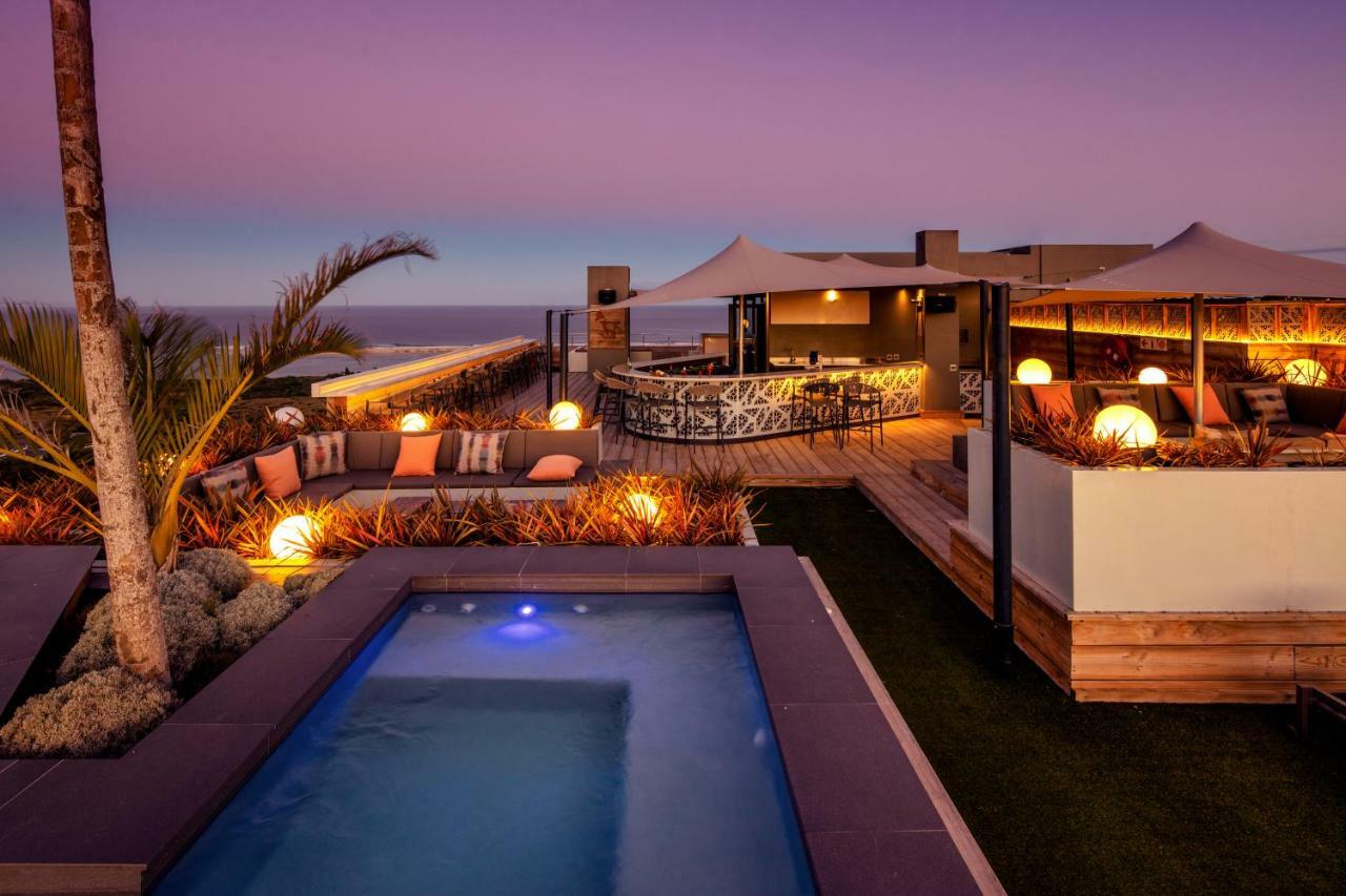 Sky Villa Boutique Hotel By Raw Africa Collection Plettenberg Bay Exteriér fotografie The Cape Town rooftop bar