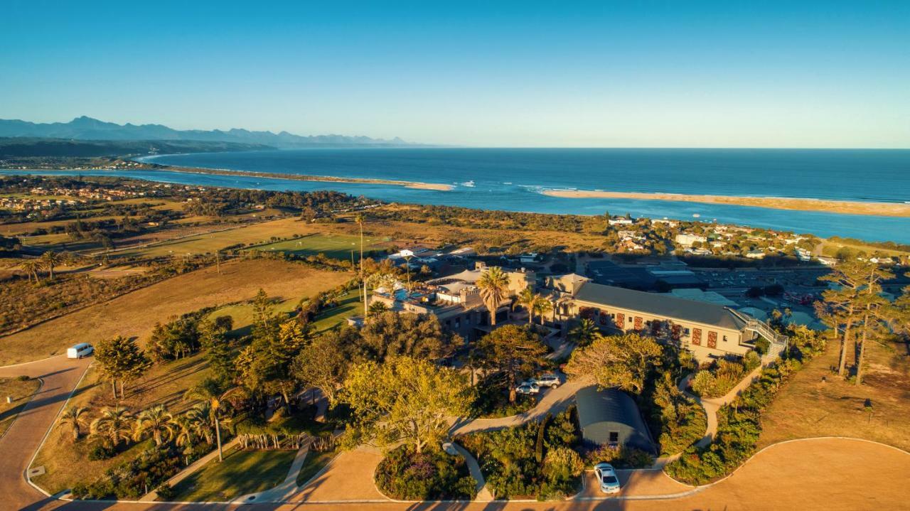 Sky Villa Boutique Hotel By Raw Africa Collection Plettenberg Bay Exteriér fotografie Aerial view of the campus